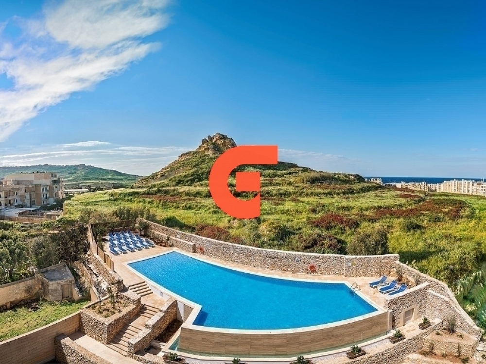 Hillock-Pool-6 Hillock-Pool-6