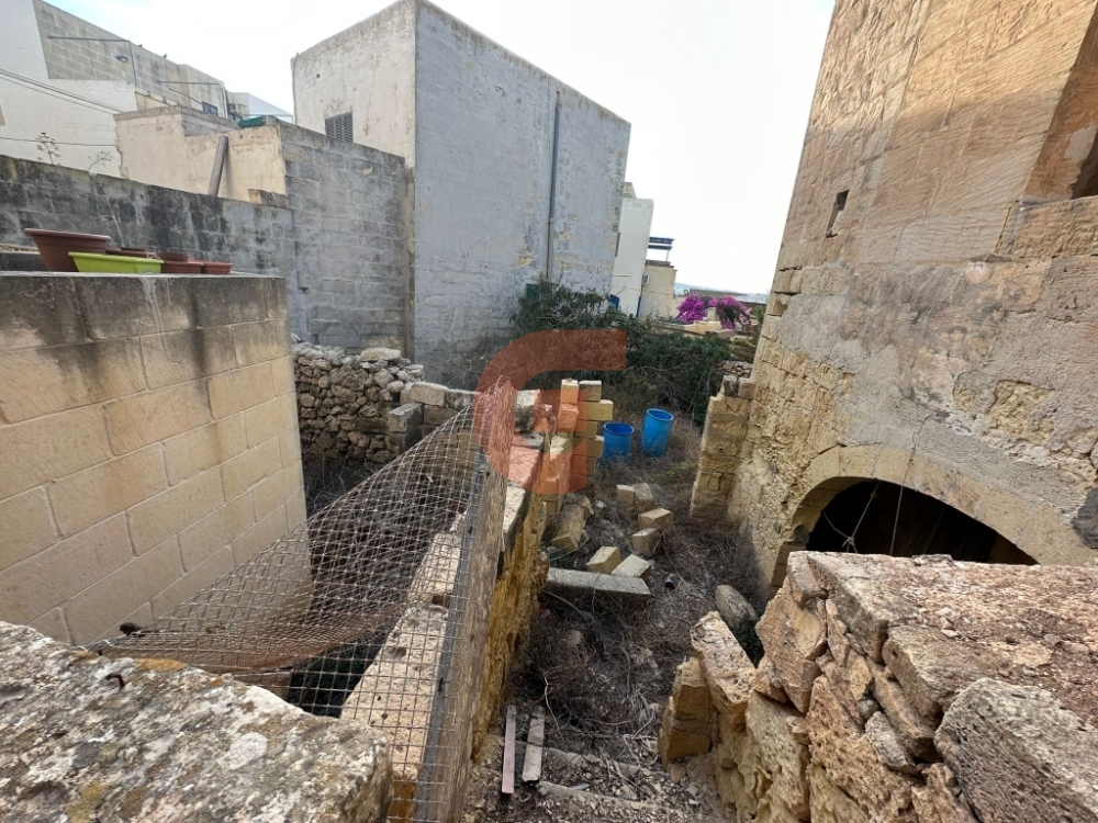 6358d83f-4c70-43aa-8c1d-7aa854013704 6358d83f-4c70-43aa-8c1d-7aa854013704