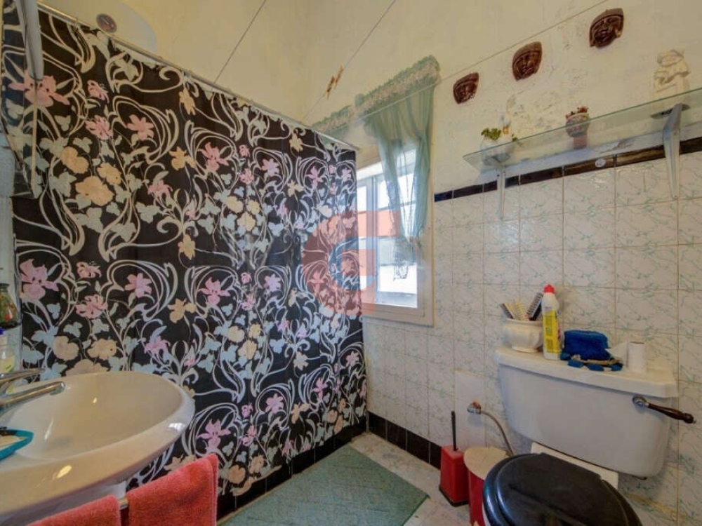 d5d13c04-9af8-4d5f-a212-e6a65966845c